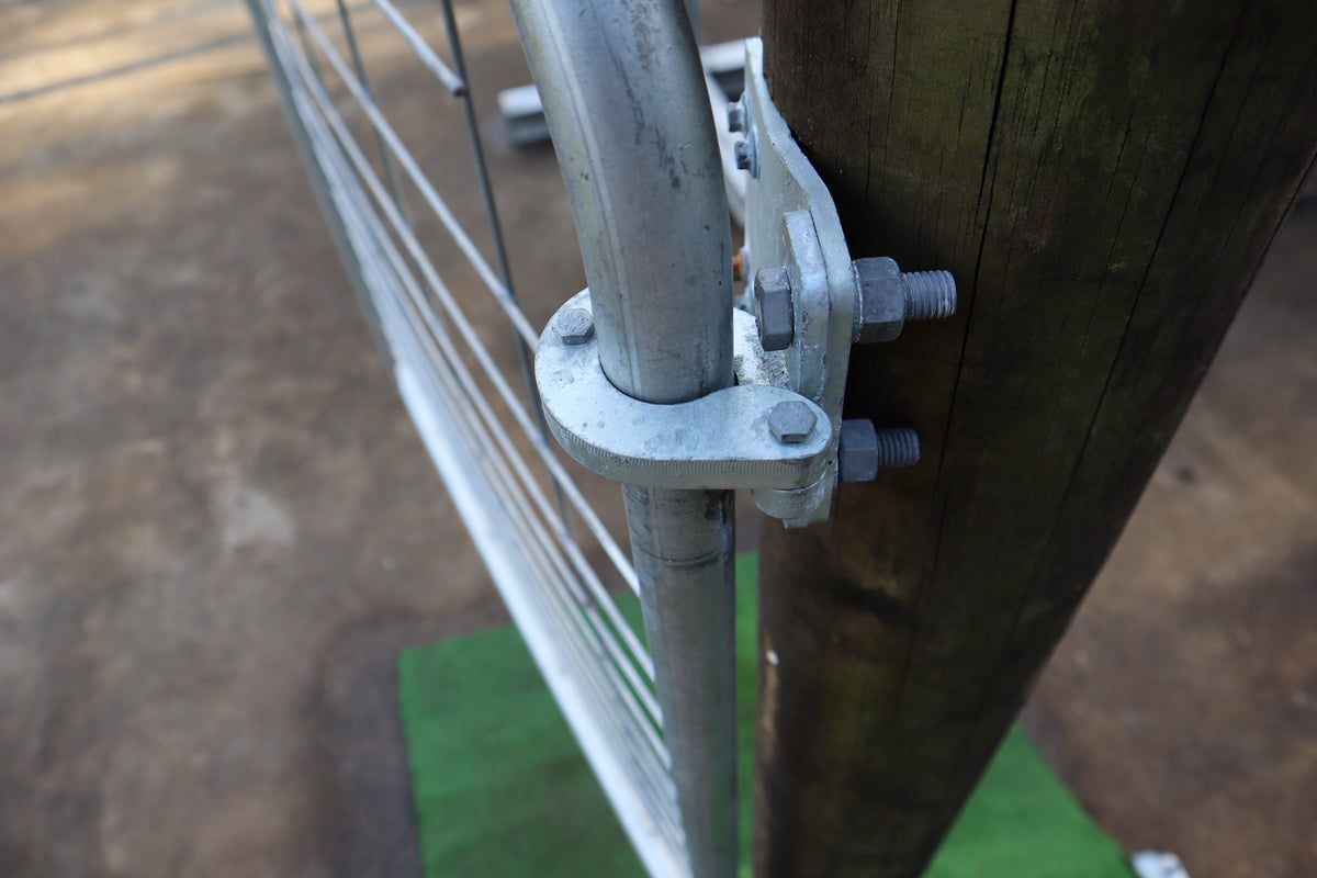 NB 25 ROLLAROUND HINGE AND GUDGEON BOLT ON KIT AS 30 &amp; AS 06 NB 25  STANDARD Open Shed Hinges &amp; Rural Gate Hinges popular